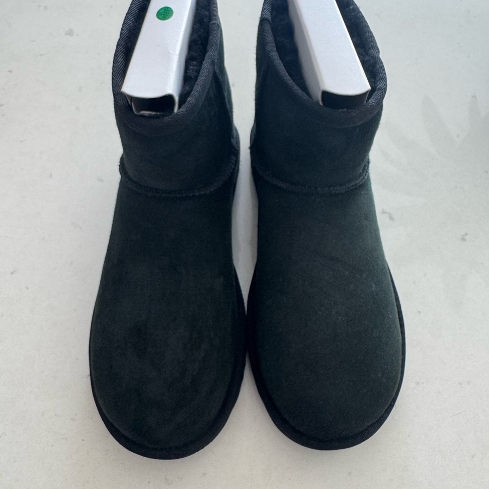 Women's UGGS